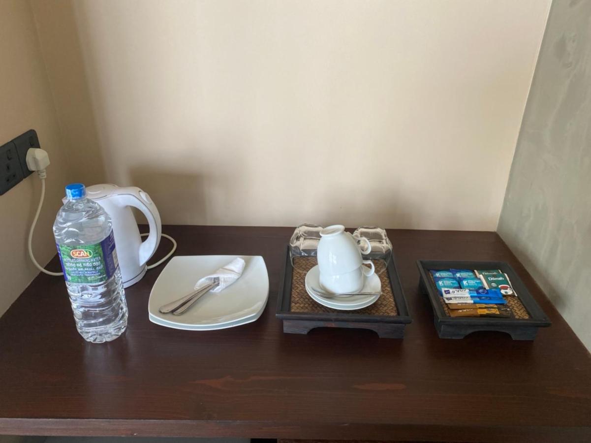Soluna Beach Resort 마라윌라 외부 사진