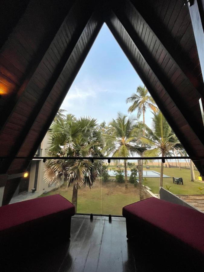 Soluna Beach Resort 마라윌라 외부 사진