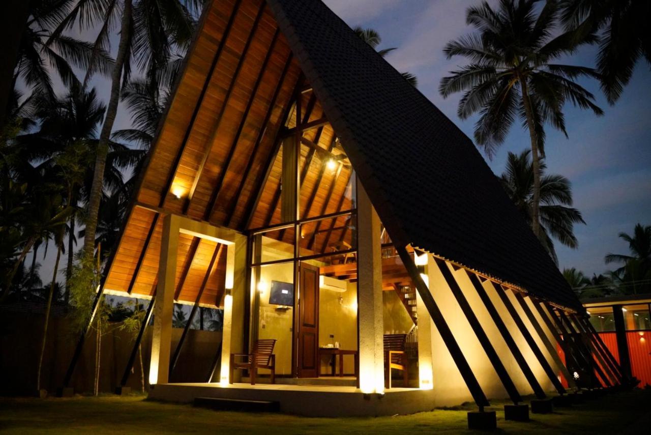 Soluna Beach Resort 마라윌라 외부 사진